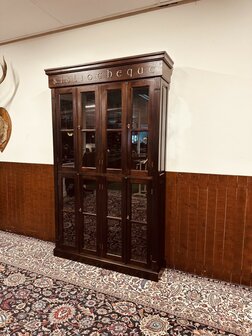 Klassiek-Engelse-Bibliotheque-Boekenkast