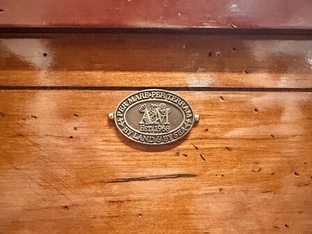 Autehtic-Models-Speeltafel
