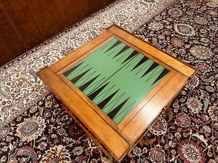 Autehtic-Models-Speeltafel