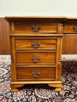 Klassiek-Engels-Bureau-Partnerdesk