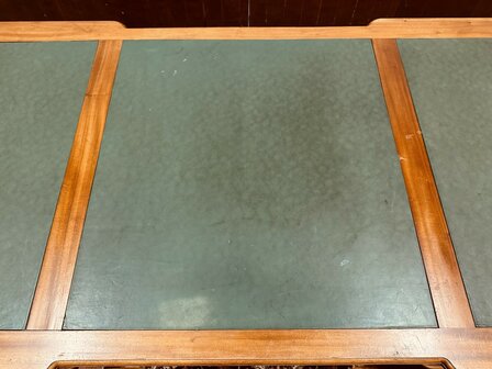 Klassiek-Engels-Bureau-Partnerdesk