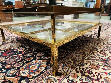 Regency-Eichholtz-Harvey-Salontafel