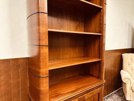 Klassieke-Art-Deco-Boekenkast