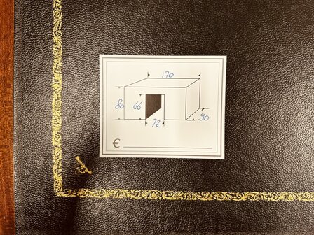 Engels-Klassiek-Bureau-met-Zwarte-Inleg