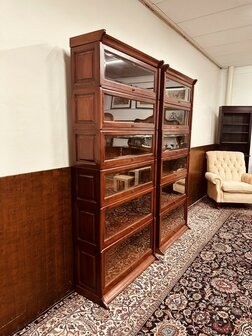 Engelse-Klassieke-Globe-Wernicke-Boekenkast