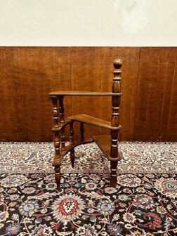 Klassiek-Engels-Antiek-Bibliotheektrap-Trap