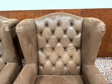 Klassiek-Engels-Chesterfield-Gestofeerde-Fauteuil-Club-Chair-met-Hocker-Poef-9