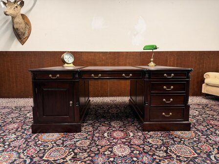 Groot-Klassiek-Engels-Antiek-Bureau-Partnerdesk-Lederen-Inleg