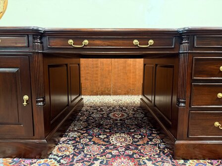 Groot-Klassiek-Engels-Antiek-Bureau-Partnerdesk-Lederen-Inleg-9