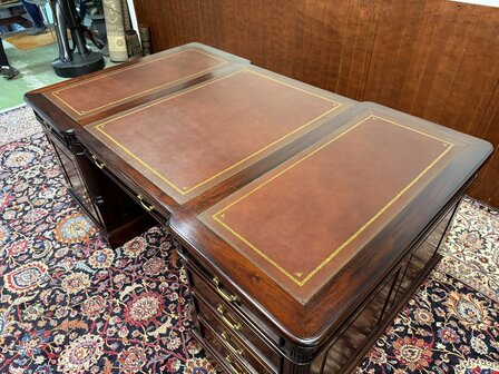 Groot-Klassiek-Engels-Antiek-Bureau-Partnerdesk-Lederen-Inleg-16