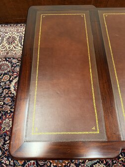 Groot-Klassiek-Engels-Antiek-Bureau-Partnerdesk-Lederen-Inleg-17