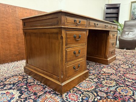 Klassiek-Engels-Antiek-Oud-Eikenhout-Eichholtz-Bureau-Desk-5