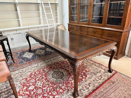 Grote-Klassieke-Antieke-Oude-Italiaanse-Eettafel-Notenhouten-Blad-2