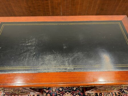 Klassiek-Engels-Oud-Antiek-Chesterfield-Globe-Wernicke-Bureau-Desk-met-Zwart-Lederen-Inleg