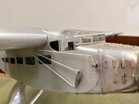 Authentic-Models-Ford-Trimotor-Model-Vliegtuig-miniatuur-Vliegtuig-Schaal-Vliegtuig-Handgemaakt