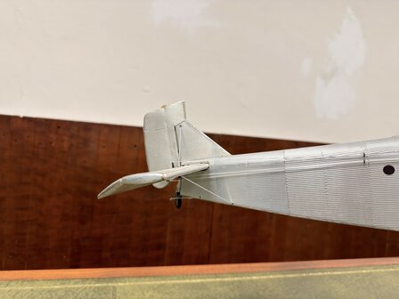 Authentic-Models-Ford-Trimotor-Model-Vliegtuig-miniatuur-Vliegtuig-Schaal-Vliegtuig-Handgemaakt