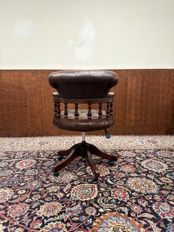 Klassiek-Engels-Antiek-Oud-Chesterfield-Bureaustoel-Captain-Chair