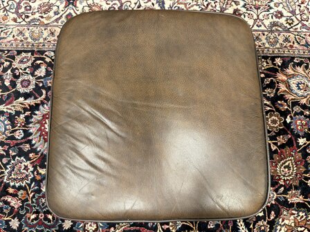 Klassiek-Oud-Antiek-Engels-Chesterfield-Bruin-Lederen-Poef-Hocker-Ottoman