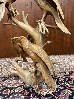 Antiek houtsnijwerk van diverse vogels