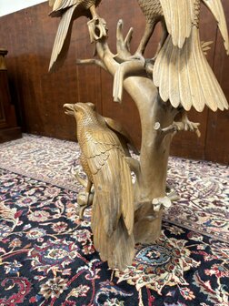 Antiek houtsnijwerk van diverse vogels