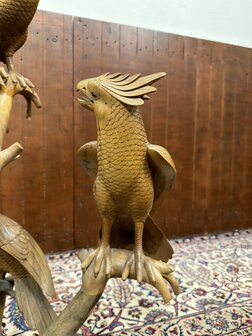 Antiek houtsnijwerk van diverse vogels
