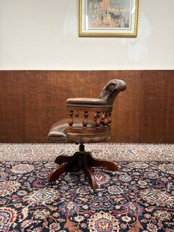 Engels-Klassiek-Oud-Antiek-Chesterfield-Bureaustoel-Office-Chair-Captain-Chair
