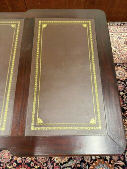 Engels-Klassiek-Oud-Antiek-Chesterfield-Bureau-Desk-Partnerdesk-Met-Groen-Olijf-Olijfgroen-Lederen-Inleg