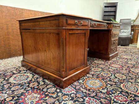 Klassiek-Oud-Engels-Antiek-Chesterfield-Mahoniehouten-Globe-Wernicke-Bureau-Desk-Partnerdesk