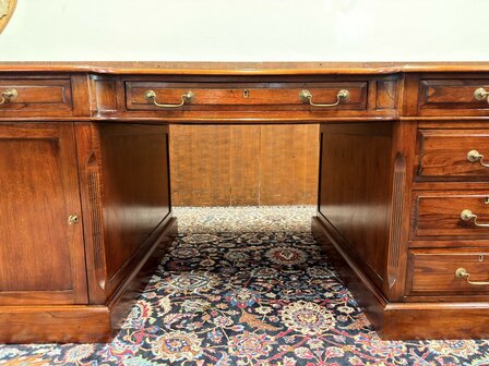 Klassiek-Oud-Engels-Antiek-Chesterfield-Mahoniehouten-Globe-Wernicke-Bureau-Desk-Partnerdesk