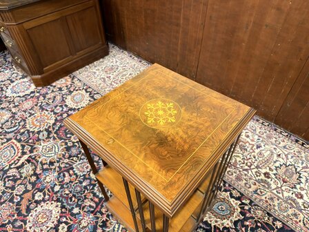 Klassiek-Oud-Engels-Antiek-Chesterfield-Boekenmolen-Roteerbaar-van-Wortelnotenhout