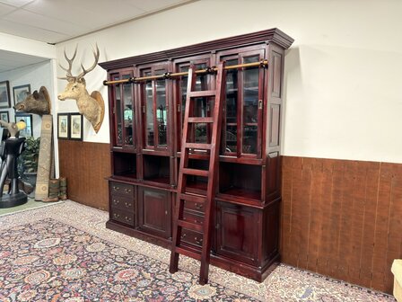 Klassiek-Oud-Antiek-Engels-Chesterfield-Mahoniehout-Mahonie-Boekenkast-Bibliotheekkast-met-Ladder