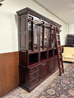Klassiek-Oud-Antiek-Engels-Chesterfield-Mahoniehout-Mahonie-Boekenkast-Bibliotheekkast-met-Ladder
