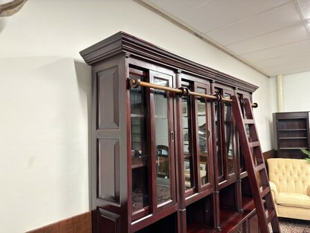Klassiek-Oud-Antiek-Engels-Chesterfield-Mahoniehout-Mahonie-Boekenkast-Bibliotheekkast-met-Ladder