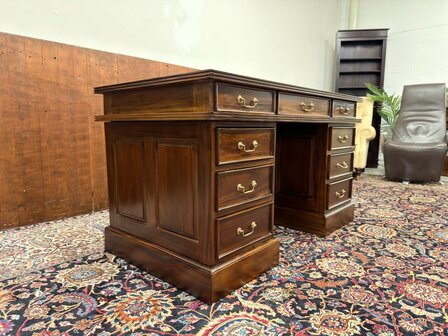 Antiek-Oud-Engels-Klassiek-Chesterfield-Bureau-Desk-Mahoniehout-met-Groen-Leder