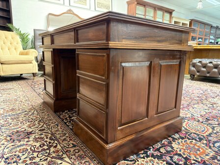 Antiek-Oud-Engels-Klassiek-Chesterfield-Bureau-Desk-Mahoniehout-met-Groen-Leder