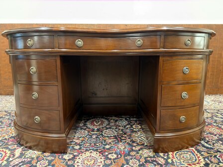 Klassiek-Engels-Antiek-Oud-Chesterfield-Ovaal-Nier-Vormig-Bureau-Desk-met-Groen-Lederen-Inleg