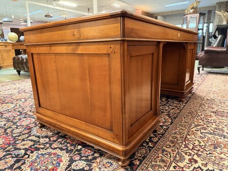 Klassiek-Antiek-Oud-Italiaans-Assi-D&#039;Asolo-Chesterfield-Bureau-Desk-met-Zwart-Leer-Ingelegd