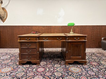 Klassiek-Engels-Chesterfield-Antiek-Oud-Bureau-Desk-Partnerdesk-Olijf-Groen-Inleg