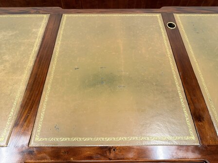 Klassiek-Engels-Chesterfield-Antiek-Oud-Bureau-Desk-Partnerdesk-Olijf-Groen-Inleg