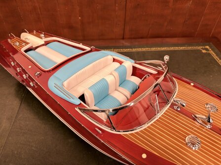 Schaalmodel-Modelboot-Riva-Aquarama-Met-Certificaat-11