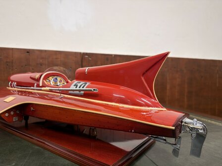 Schaalmodel-Modelboot-Ferarri-Hydroplane-Met-Certificaat-6