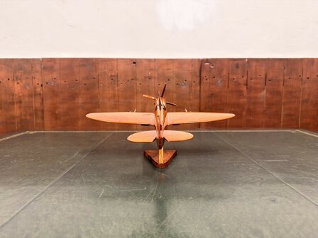 Klassiek-Engels-Antiek-Oud-Mahoniehouten-Modelvliegtuig-Schaalvliegtuid-Spitfire-Vliegtuig