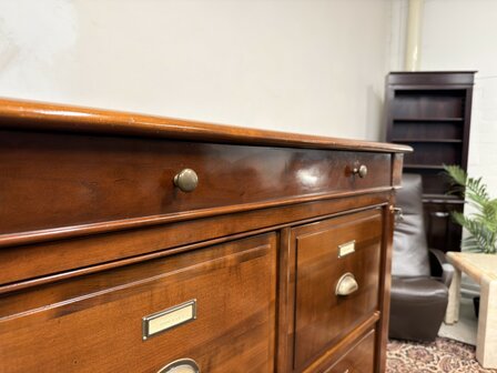 Klassiek-Italiaans-Antiek-Oud-Chesterfield-Archiefkast-Kantoorkast-Ladekast