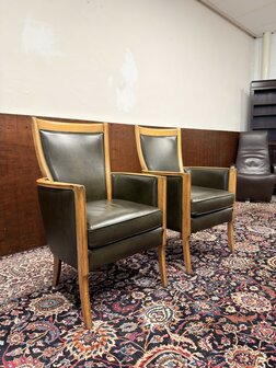 Klassiek-Antiek-Oud-Engels-Chesterfield-Bureau-Desk-met-Vergadertafel-en-Stoelen-merk-RAC