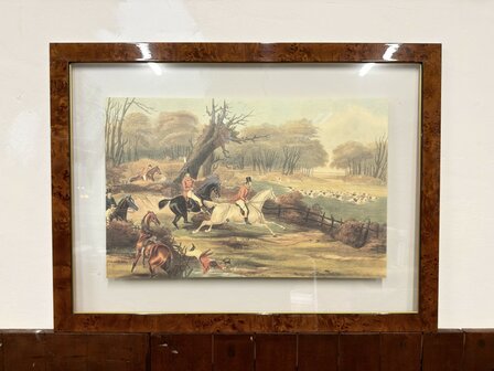 Klassiek-Oud-Antiek-Engels-Prent-Breaking-Cover-Wortelnotenhout-Lijst