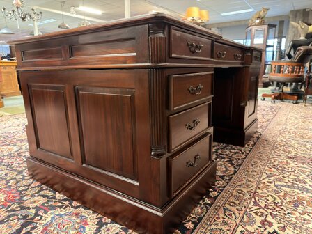 Klassiek-Engels-Antiek-Oud-Chesterfield-Mahoniehout-Bureau-Desk-Partnerdesk-Groen-Leder