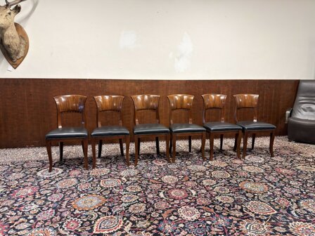 Klassiek-Engels-Antiek-Oud-Chesterfield-Set-Stoelen-Eetkamerstoelen-Stoel