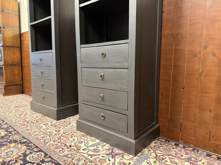 Klassiek-Engels-Antiek-Oud-Chesterfield-Teak-Boekenkast-Kast-Zwart