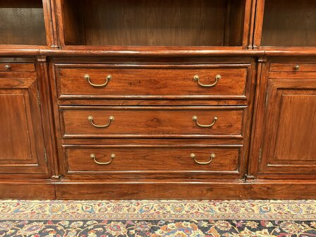 Klassiek-Engels-Antiek-Oud-Chesterfield-Eikenhout-Boekenkast-Bibliotheekkast-Kast