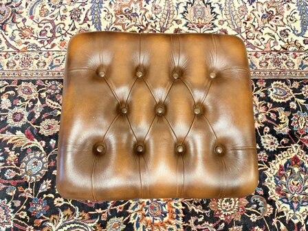 Klassiek-Engels-Antiek-Oud-Chesterfield-Hocker-Poef-Ottoman-Bruin-Leder